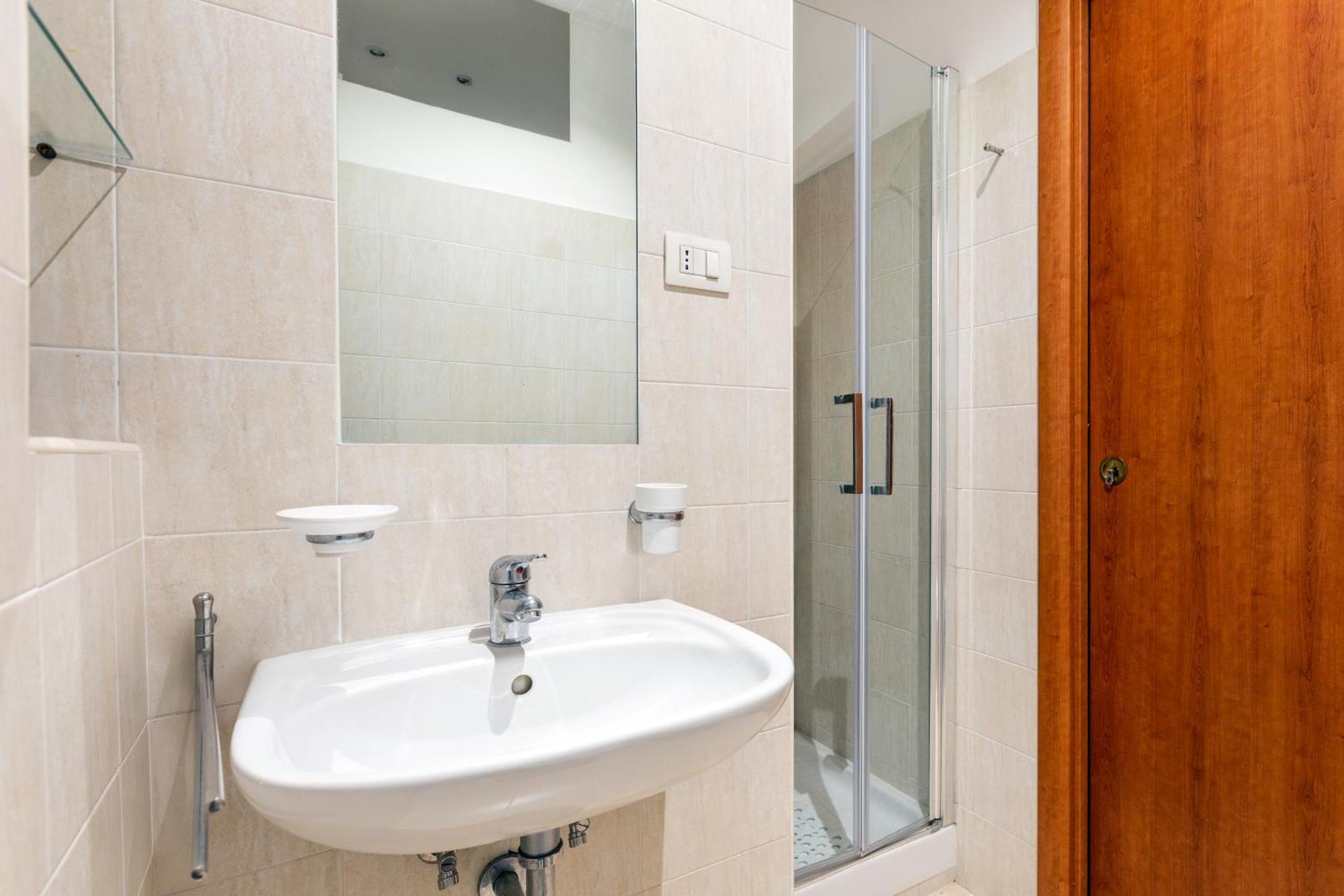 Apartment 10 Minutes By Car From St Peter's Basilica